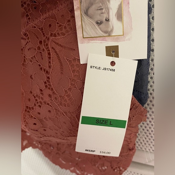 NWT JESSICA SIMPSON BRAND NEW 2-PACK
BRALETTE WITH REMOVABLE PADS - Picture 7 of 7